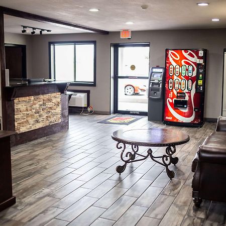 Super 8 By Wyndham Poplar Bluff Missouri Hotell Exteriör bild