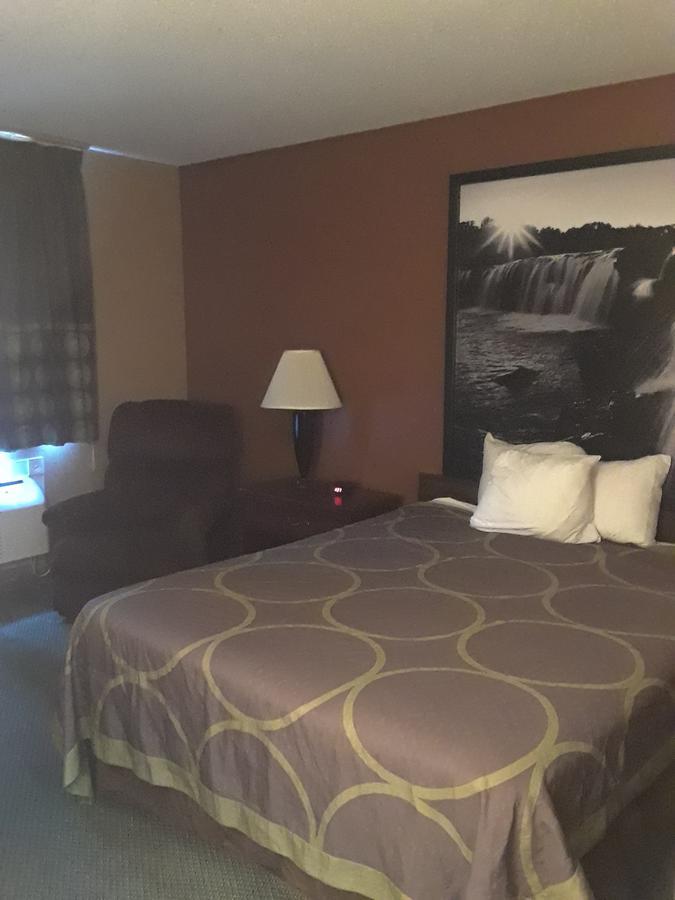 Super 8 By Wyndham Poplar Bluff Missouri Hotell Exteriör bild