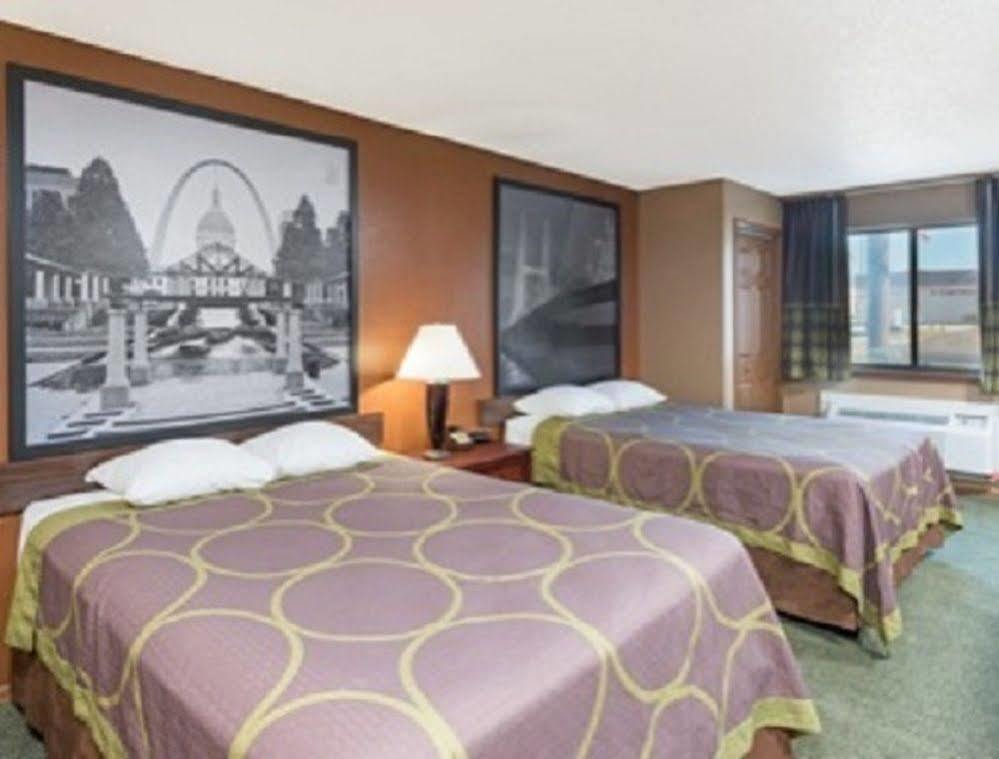Super 8 By Wyndham Poplar Bluff Missouri Hotell Exteriör bild